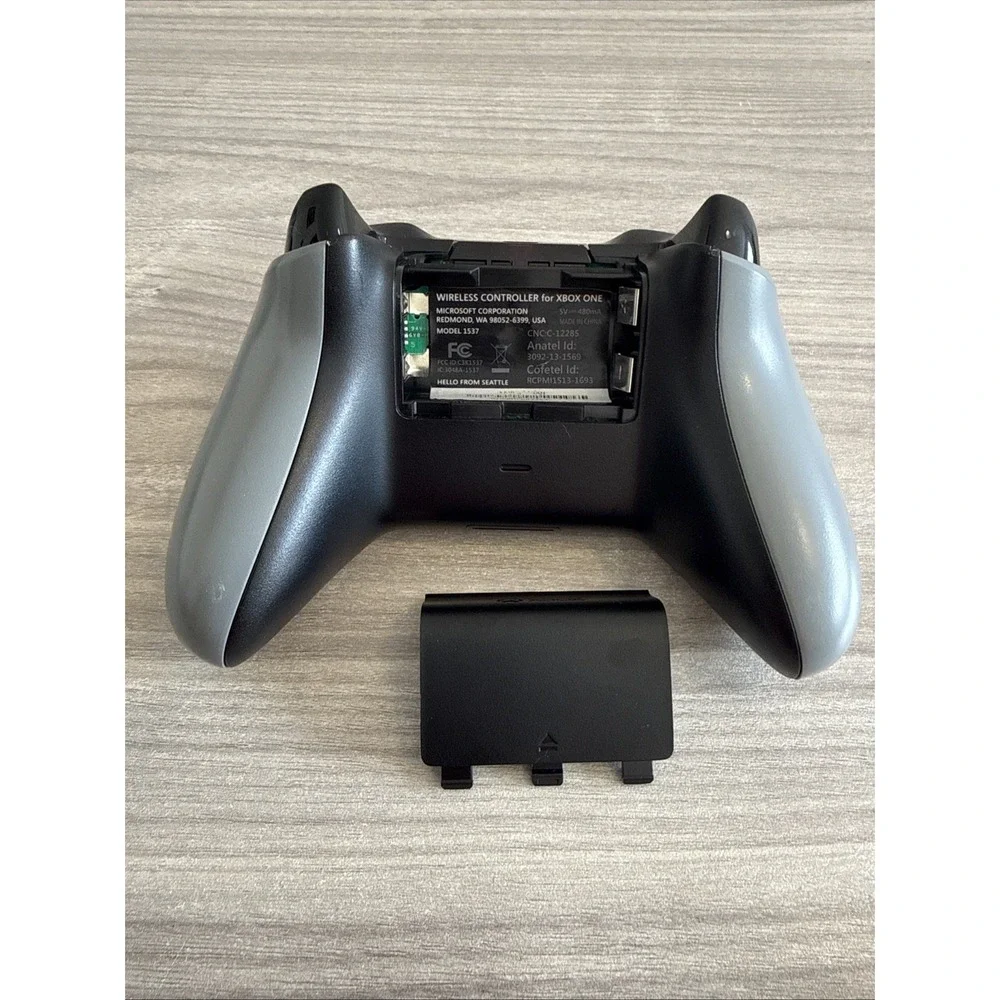 Microsoft Xbox One Limited Edition Call of Duty: Advanced Warfare Controller
